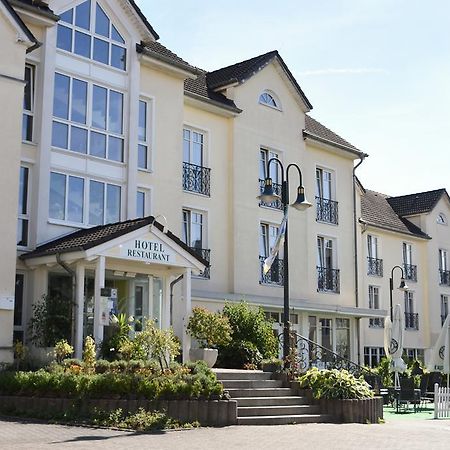 Landhotel Gillenfelder Hof エクステリア 写真