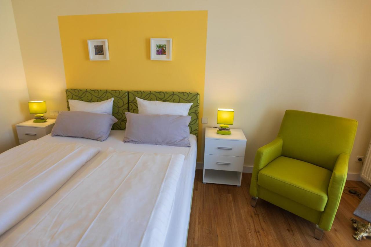 Landhotel Gillenfelder Hof エクステリア 写真